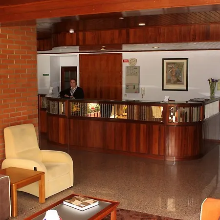 Hotel Dom Leal 2*
