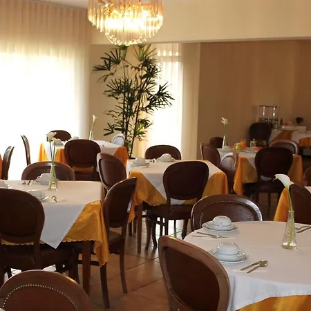 Dom Leal Hotel