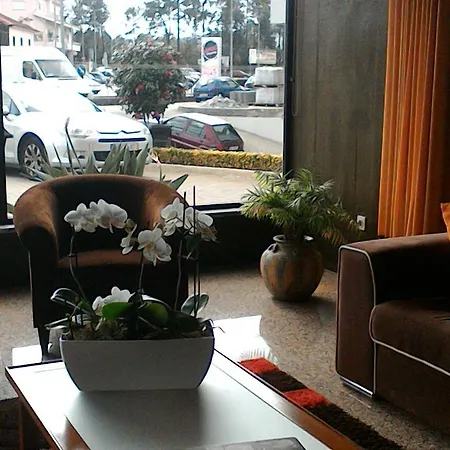 Dom Leal Hotel 2*