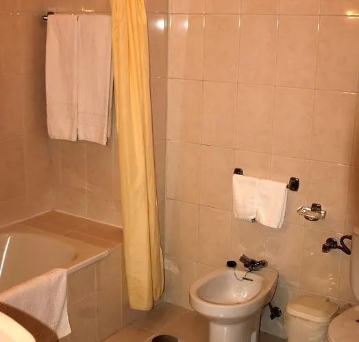 Dom Leal 2* Valongo (Porto)